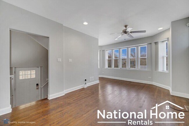 Building Photo - 8809 S Wood St