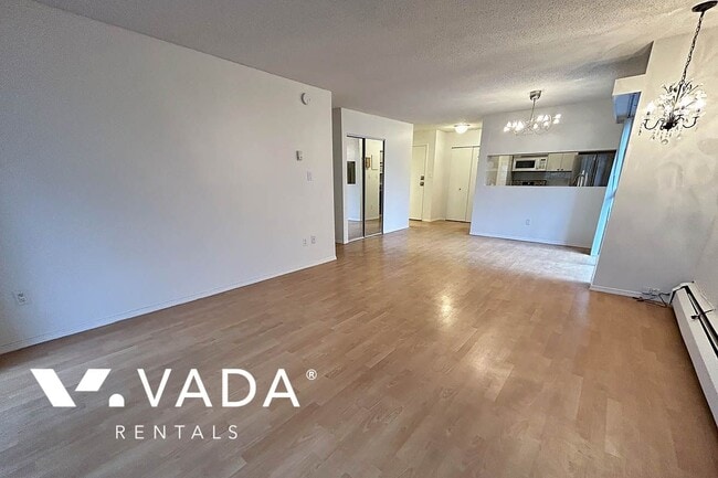 Photo du bâtiment - Hillside Terrace 1 Bedroom Apartment For Rent 204-1945 Woodway Place Burnaby: VADAPM.com