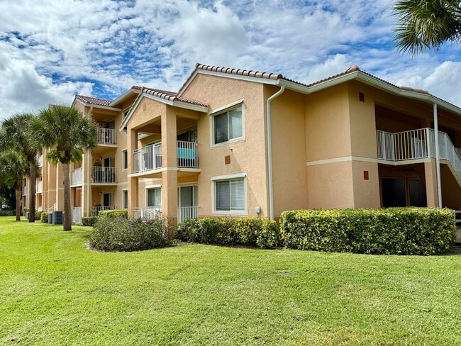 Foto del edificio - 301 SW Palm Dr