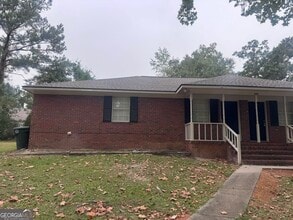 Building Photo - 510 Cypress Dr