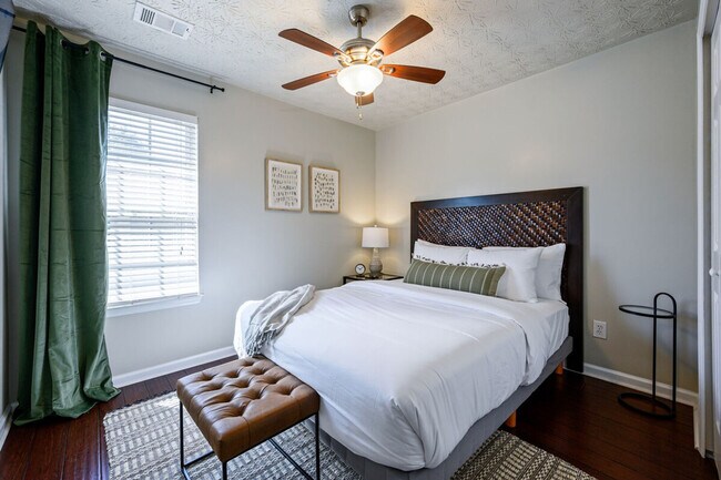 Foto del edificio - 349 Antebellum Pl