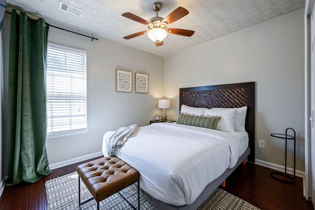 Building Photo - 349 Antebellum Pl