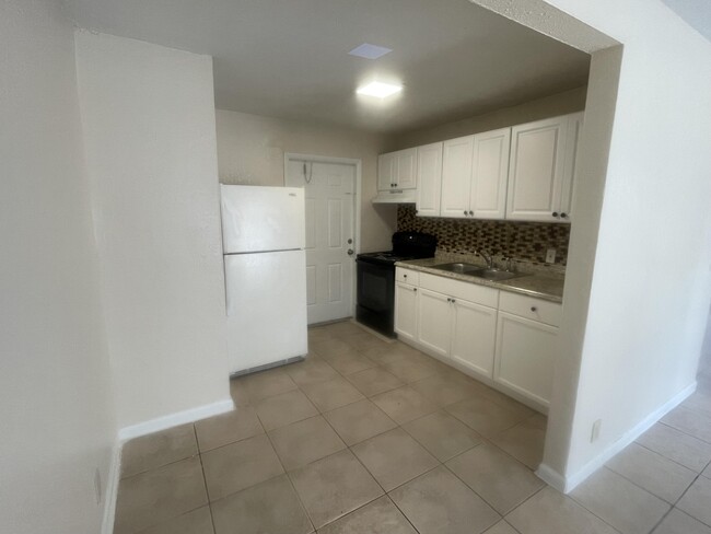 Foto del edificio - 914 4th St