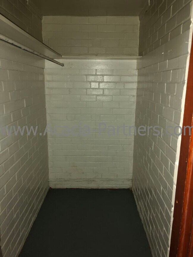 Foto del edificio - 947 N Alvernon Way
