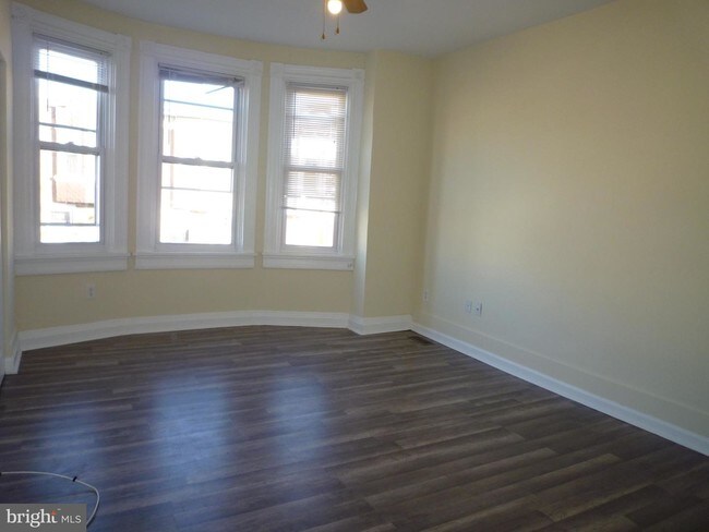 Building Photo - 502 S Macon St