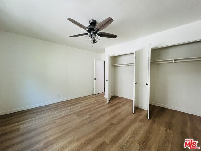 Foto del edificio - 340 N Palm Dr