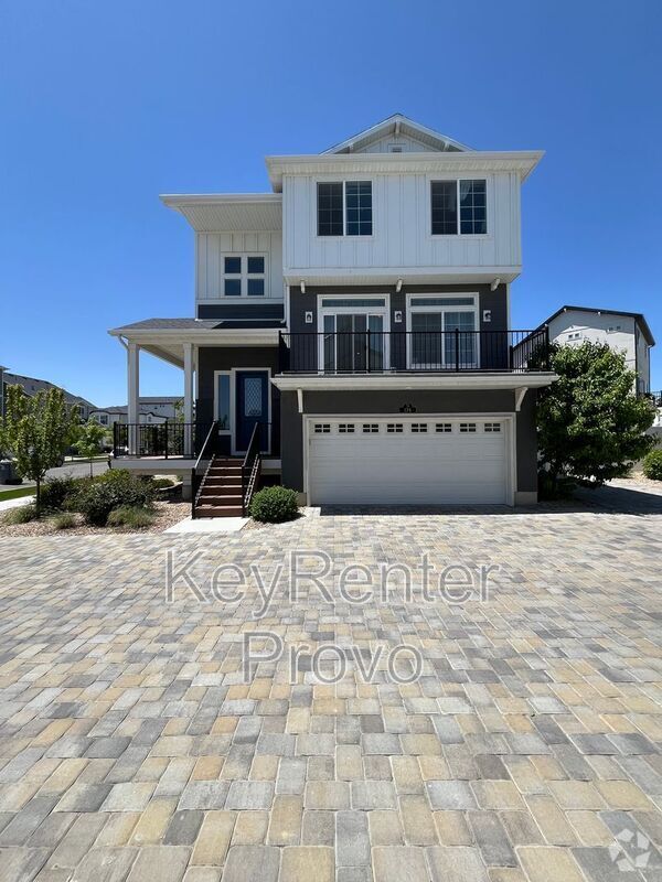 Building Photo - 174 E Polaris Dr