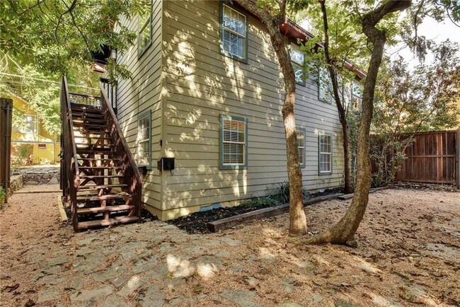 Building Photo - 2714 Whitis Ave