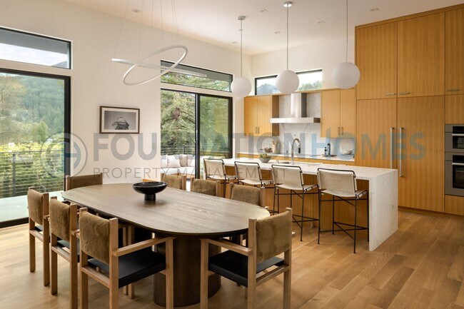 Foto del edificio - New Construction Gated Kent Woodlands Estate -Pool, Guest House & Mt. Tam Views - FOUNDATION