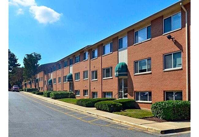 Building Photo - Eastdale Apartments