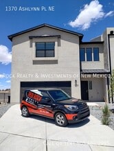Building Photo - 1370 Ashlynn Pl