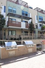 Building Photo - 684 Malibu