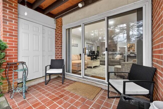 Foto del edificio - 159 Drummers Ln