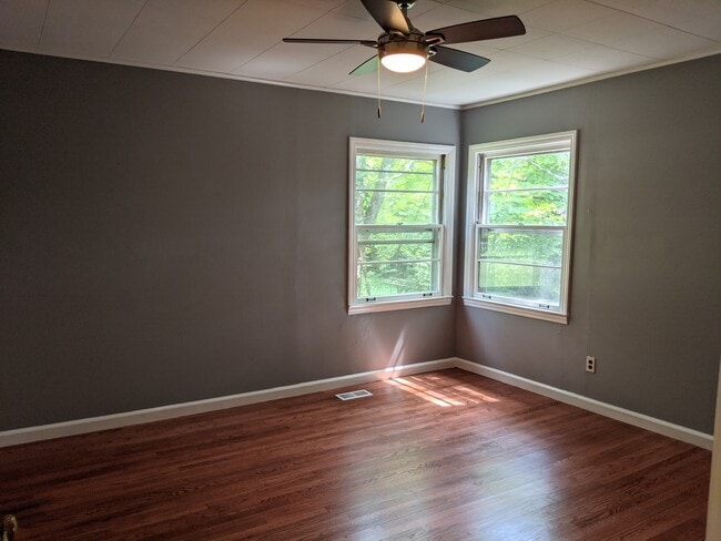 Foto del edificio - 3812 Thrall Dr