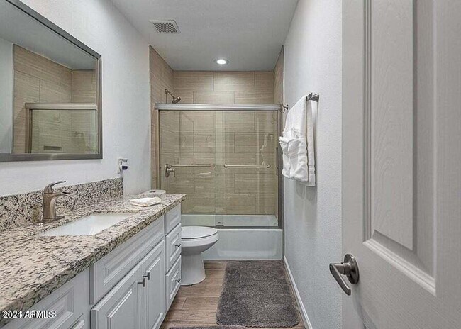 Building Photo - 8754 E Vía De Encanto