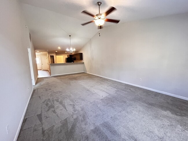 Foto del edificio - 12 Jackmia Way