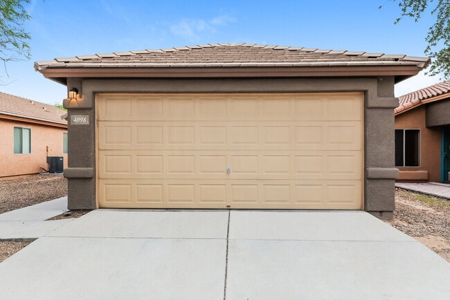 Building Photo - 4098 E Angel Spirit Dr