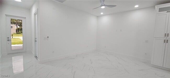 Building Photo - 929 Eisenhower Blvd