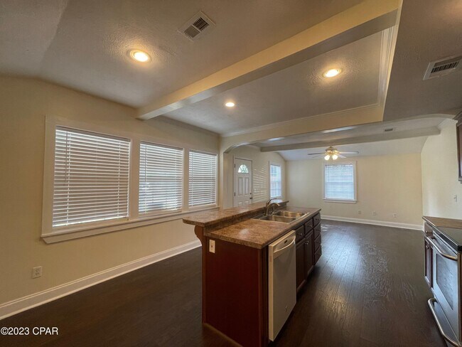 Foto del edificio - 1105 Hickory Ave