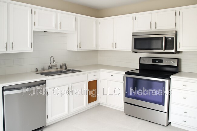 Foto del edificio - 14430 S 35th St