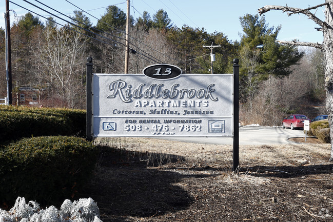 Foto del edificio - Riddlebrook Apartments