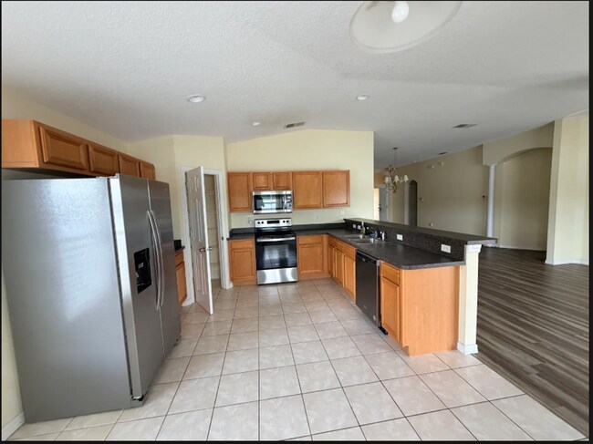 Foto del edificio - 3137 Riachuelo Ln