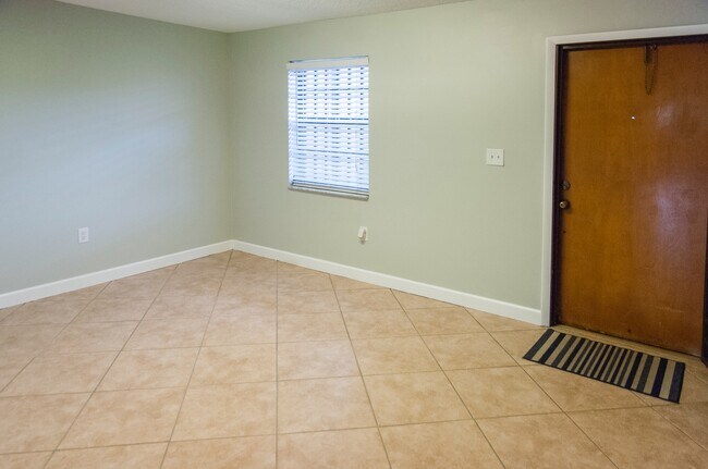 Foto del edificio - 3869 SW 99th Ave