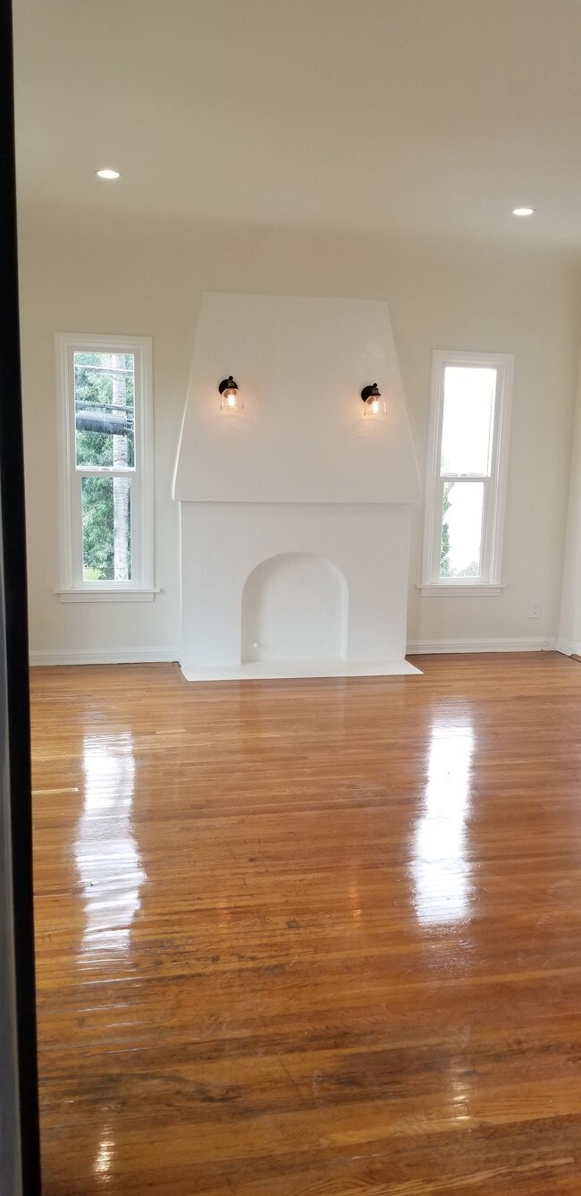 Foto del edificio - 403 N Ogden Dr