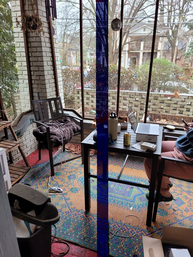 Foto del edificio - 718 Argonne Ave NE