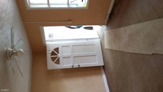 Building Photo - 2 br, 1 bath Duplex - 948 Blair Bridge Rd