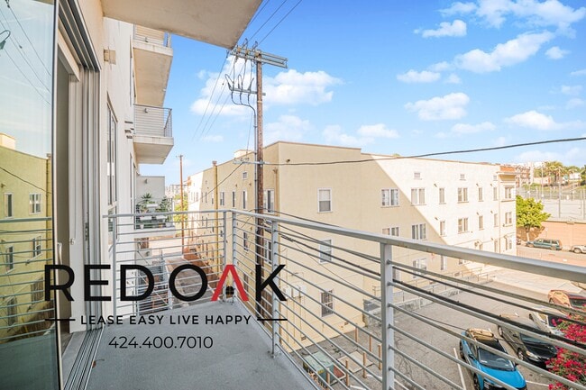 Foto del edificio - 1331 W 7th St