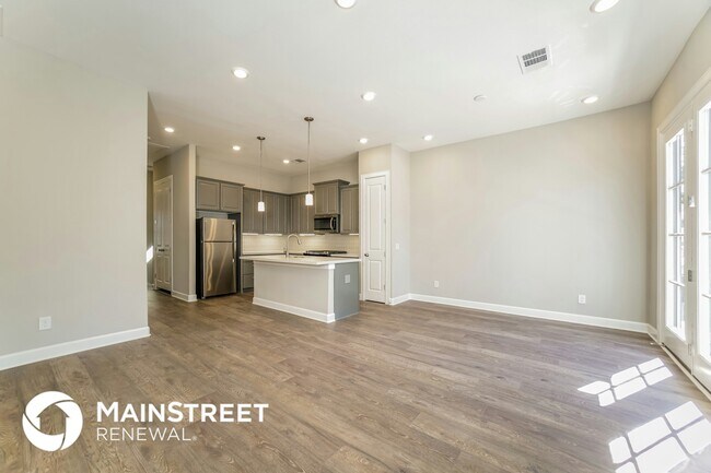 Building Photo - 5106 Royal Heath Dr