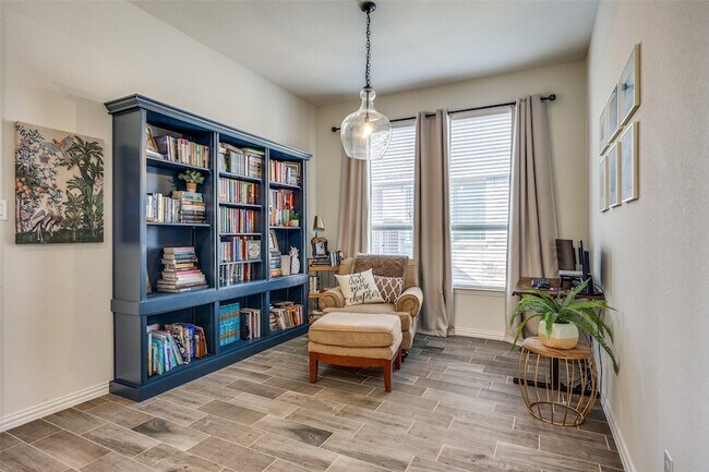 Foto del edificio - 4533 Hemingway Ave