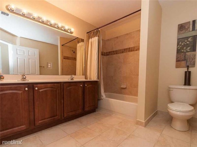 Foto del edificio - 9773 Darlington Pl