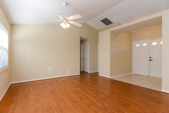 Building Photo - 4519 Weasel Dr