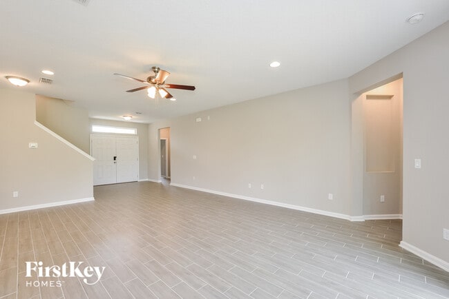 Building Photo - 490 Grand Landings Pkwy