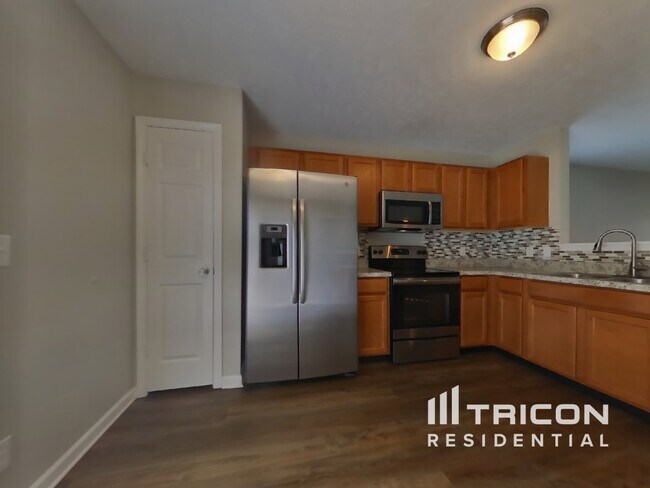 Building Photo - 2137 Erin Ln