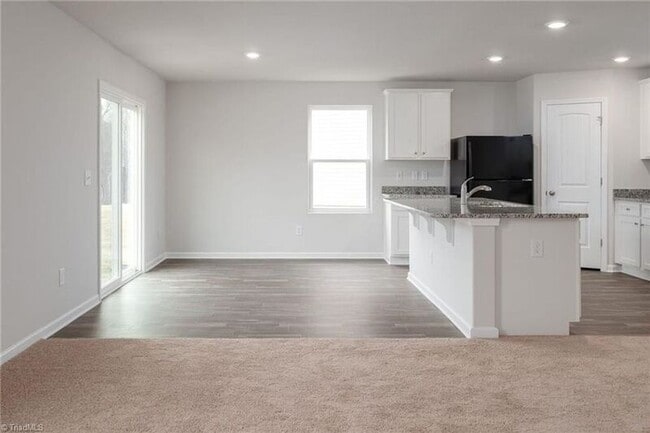 Building Photo - 2106 Briar Run Dr