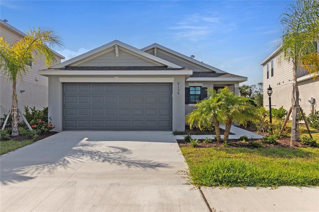 Foto principal - 9136 Tequila Sunrise Dr