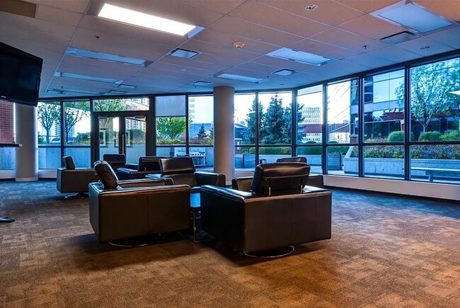 Photo du bâtiment - 225-211 11 Ave SE
