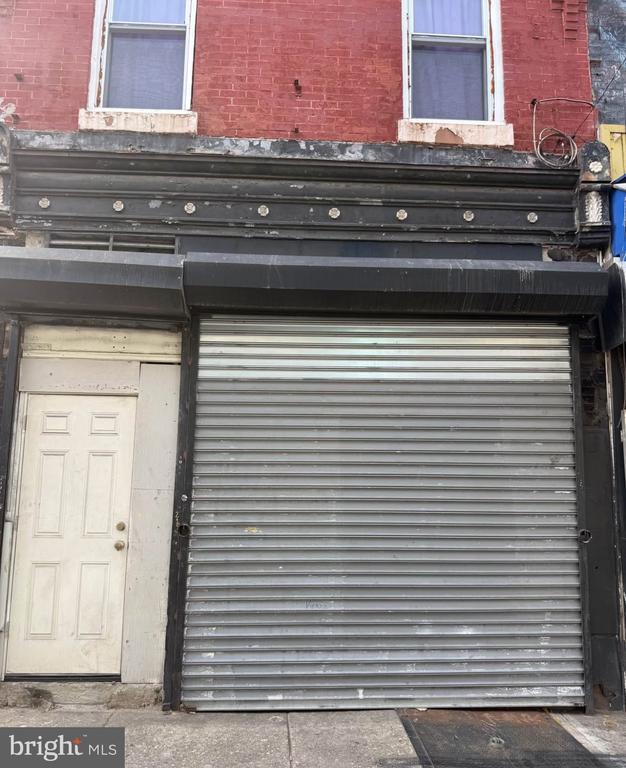 Foto principal - 3046 Kensington Ave