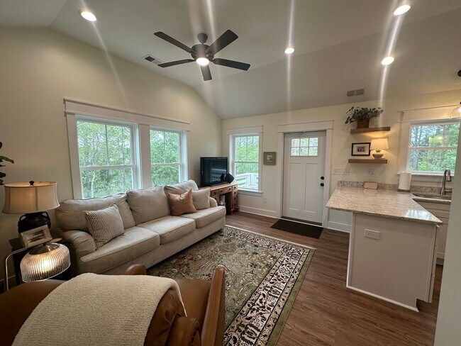 Building Photo - Brand New, Fully Furnished - 1 Bedroom Apa...