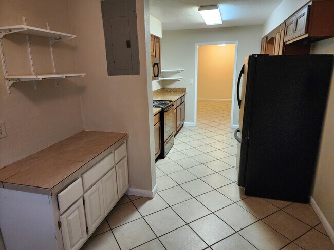 Foto del edificio - 1304 Estridge Dr