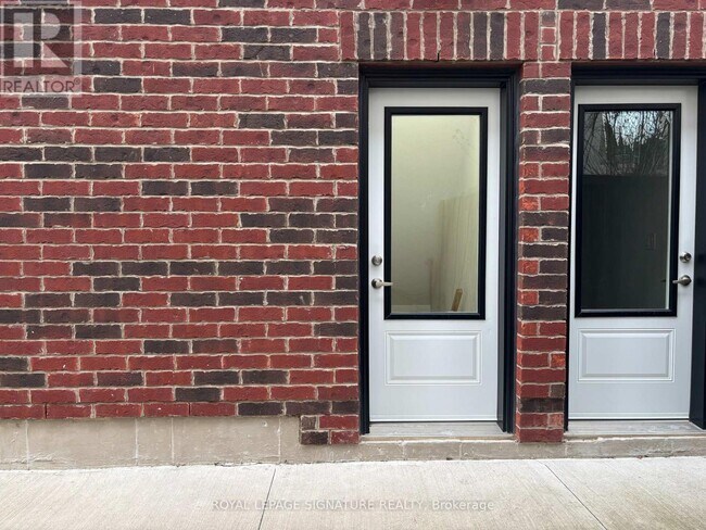 Photo du bâtiment - BASEMENT - 897 FOURTH STREET