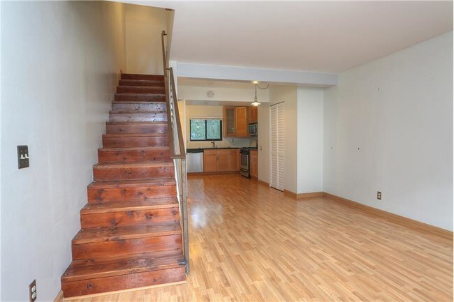 Building Photo - 1229 Rebecca Ln