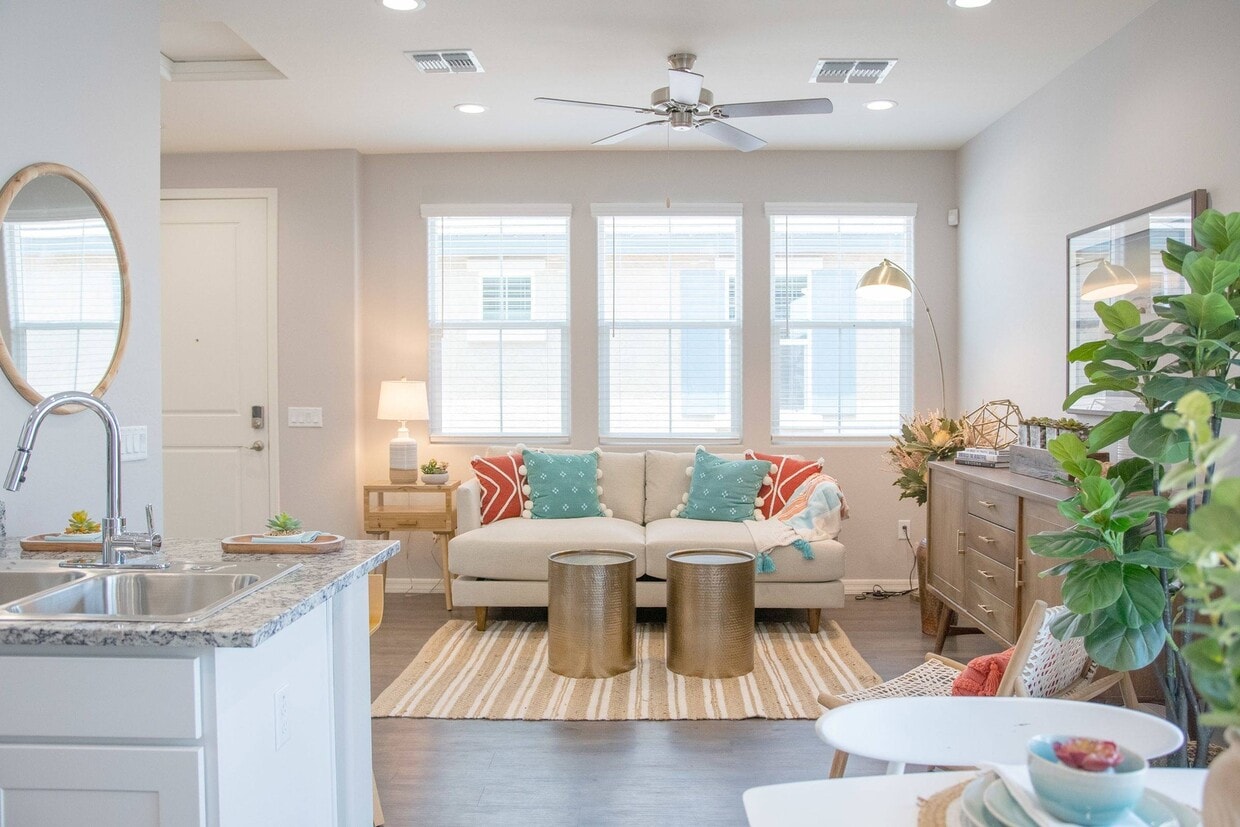 Hillstone Residences at Canyon Trails Apartments 1050 S 173rd