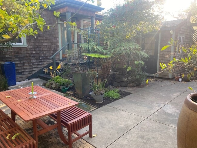 66th - 66th Apartment