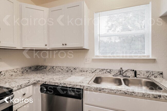 Foto del edificio - 7 Locust Run