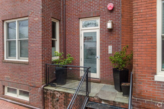 Entrance - 1402-1404 Swann St NW