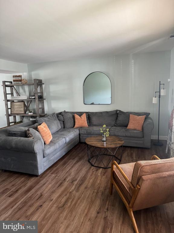 Foto del edificio - 36 Fieldstone Dr